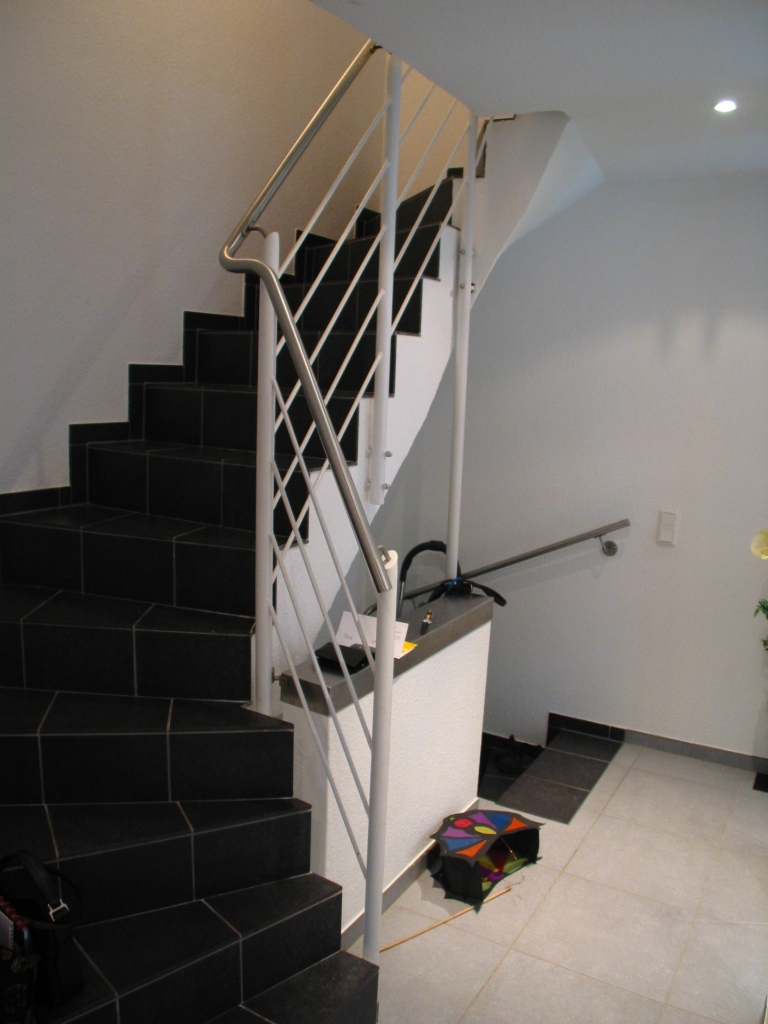 treppe weiss